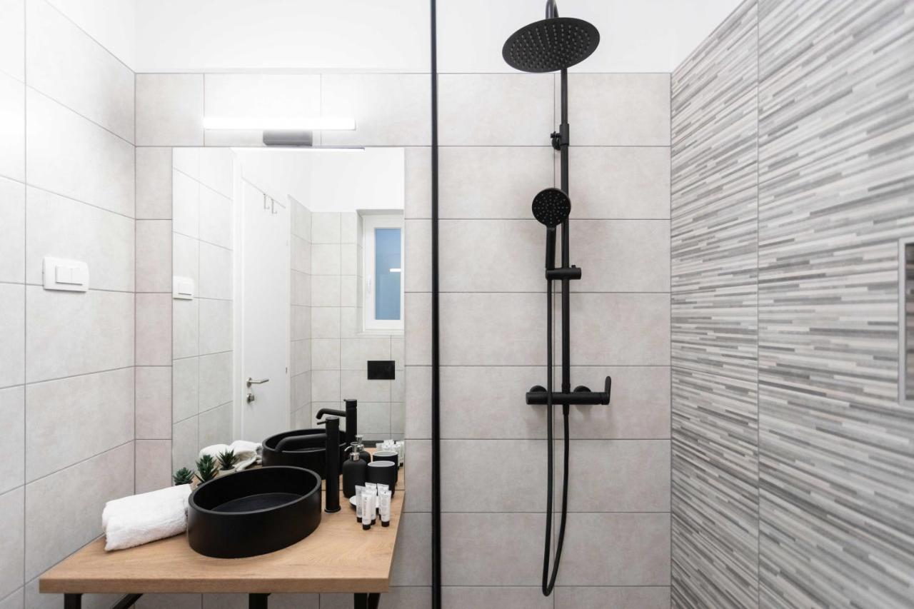 Design City Center Apartments Near Park Zrinjevac Zagabria Esterno foto