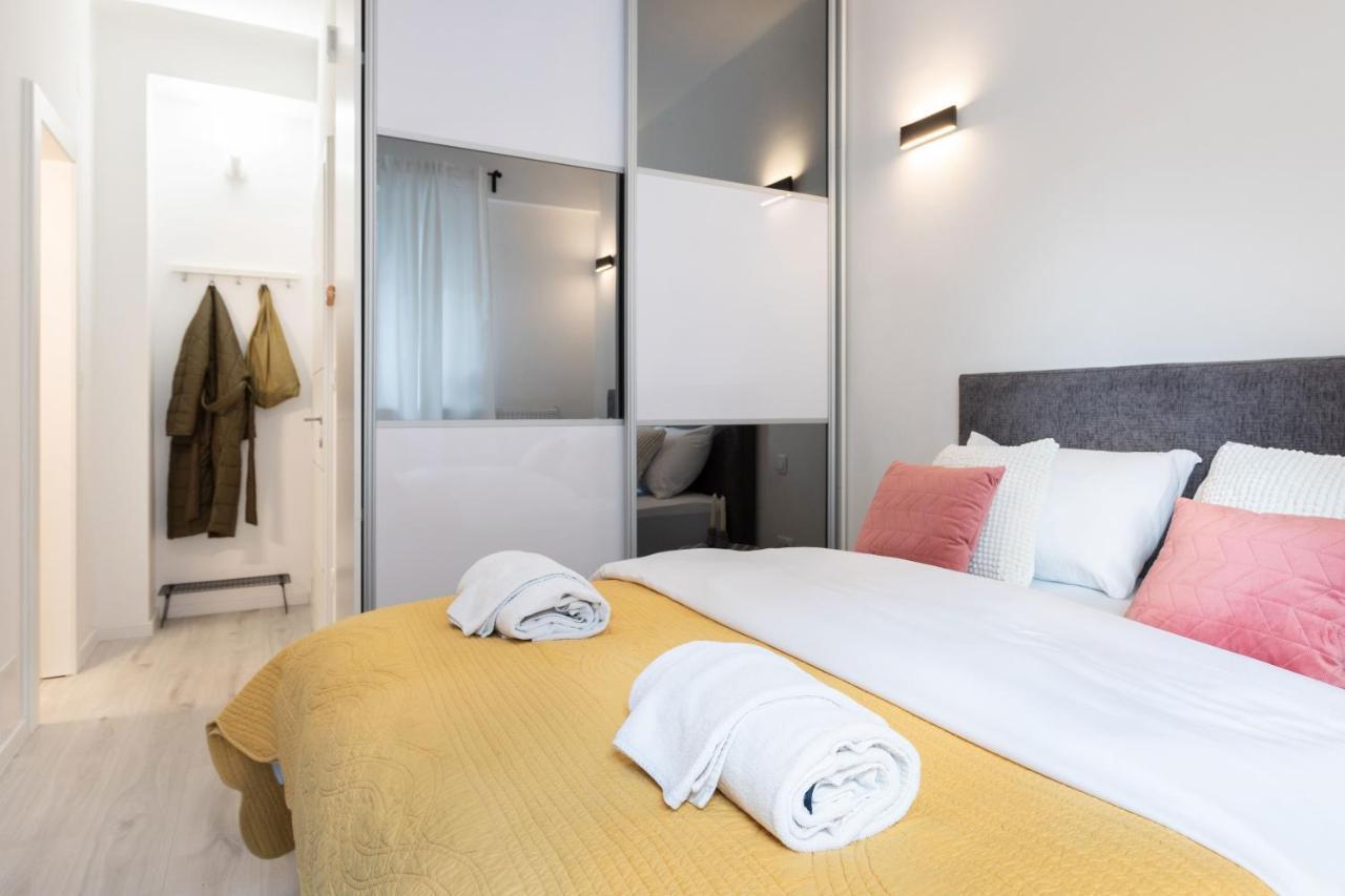 Design City Center Apartments Near Park Zrinjevac Zagabria Esterno foto