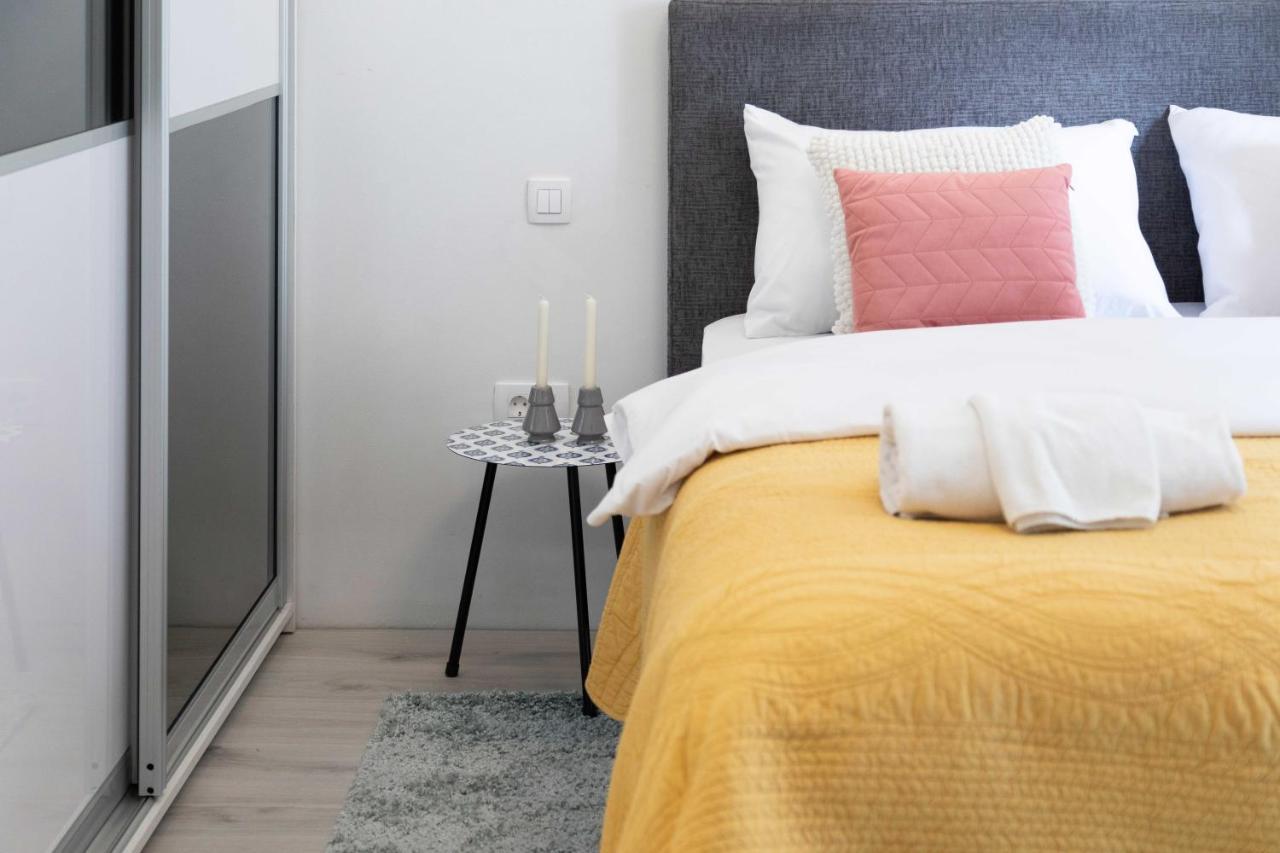 Design City Center Apartments Near Park Zrinjevac Zagabria Esterno foto