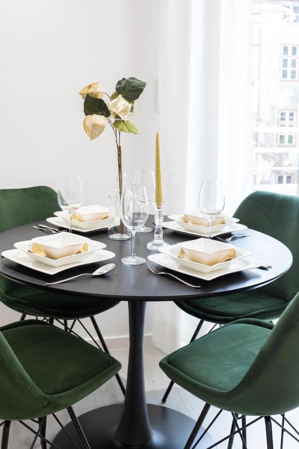 Design City Center Apartments Near Park Zrinjevac Zagabria Esterno foto