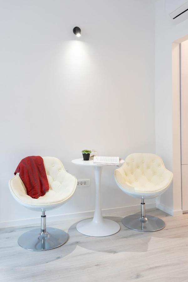 Design City Center Apartments Near Park Zrinjevac Zagabria Esterno foto