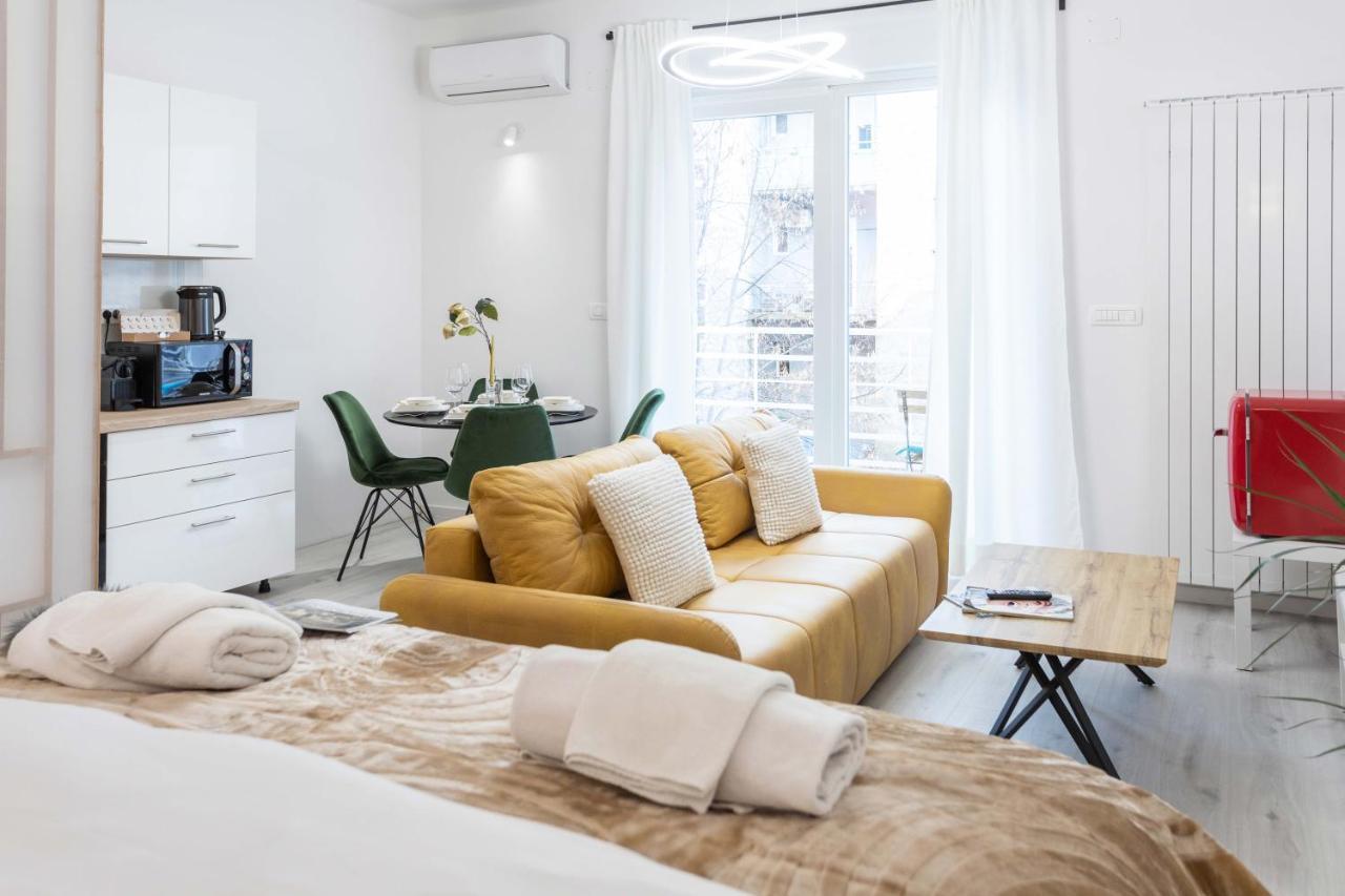 Design City Center Apartments Near Park Zrinjevac Zagabria Esterno foto